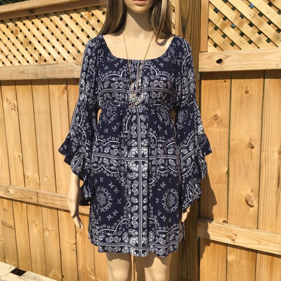 sale BELL SLEEVE @ ELBOW   1 left - Picture 7 of 7